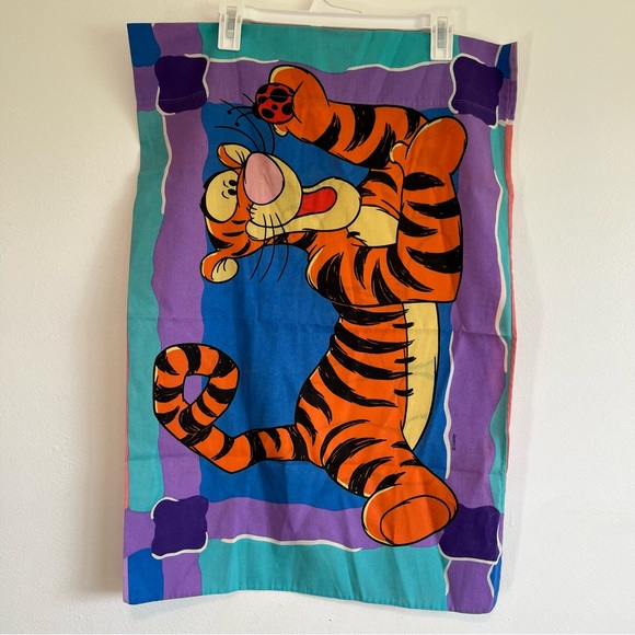 Vintage Winnie the Pooh and Tigger Pillowcase Cotton Blend Standard Size 20x26” - Picture 2 of 3